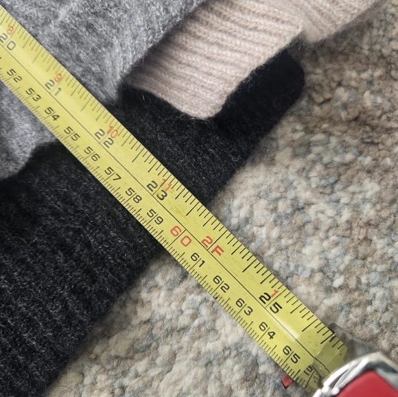 360 Cashmere  Colourblock Crewneck Sweater - Picture 8 of 8